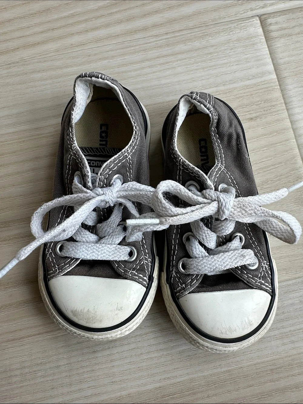 Converse Grey Canvas Low-Top Sneakers with White Laces